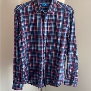 Men’s flannel button up